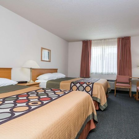 Super 8 By Wyndham Sheldon Hotel Kültér fotó