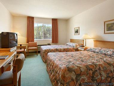 Super 8 By Wyndham Sheldon Hotel Szoba fotó
